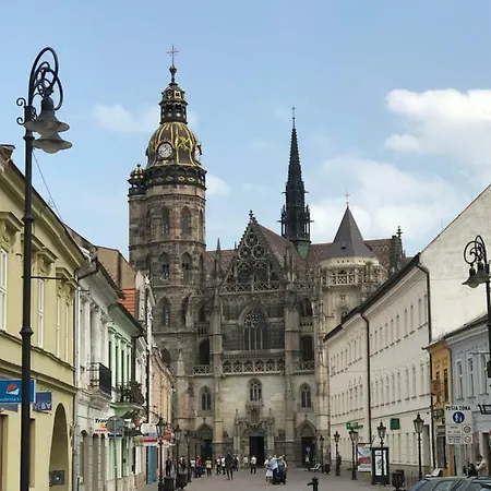 Dh Duomo Va شقة كَشّا